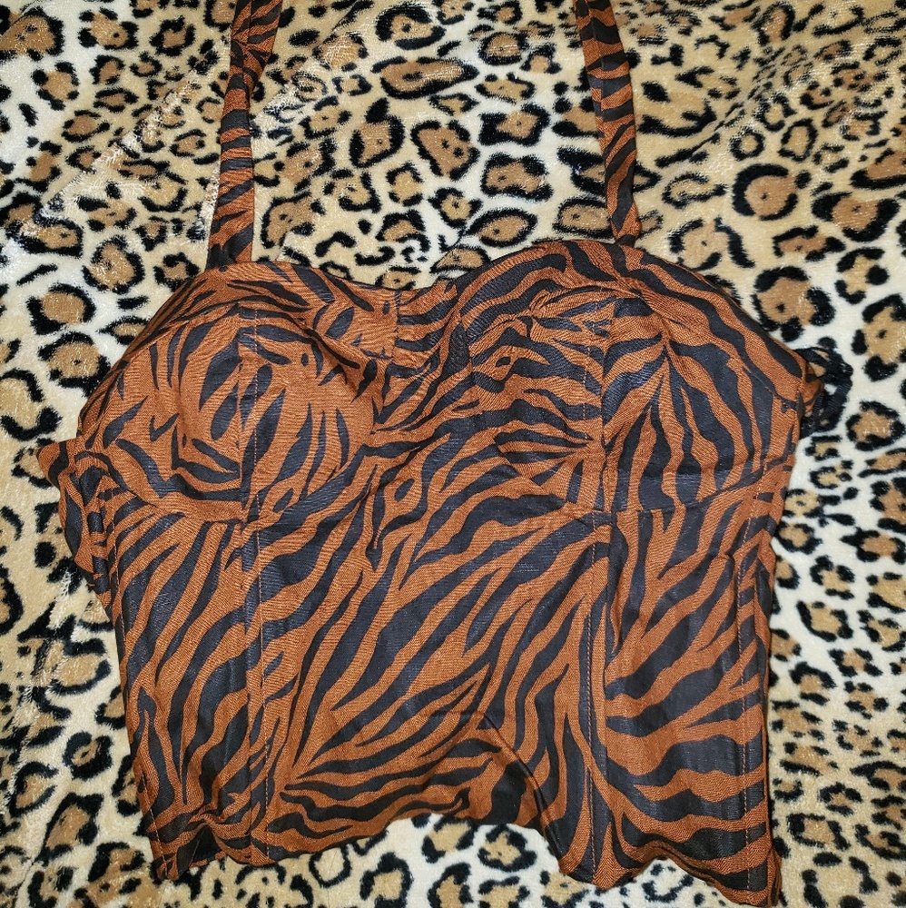 Halter crop top zebra bustier